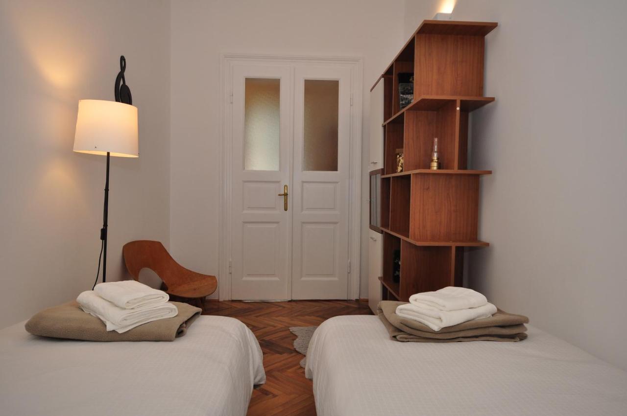 Moel Apartament *