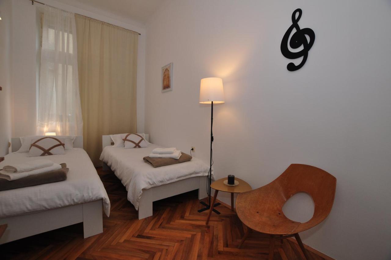 Moel Apartament